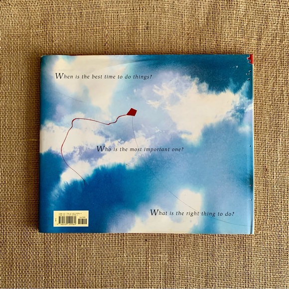 THE THREE QUESTIONS Picture Book Based on Theory of Leo Tolstoy By Jon J. Muth - Picture 2 of 12